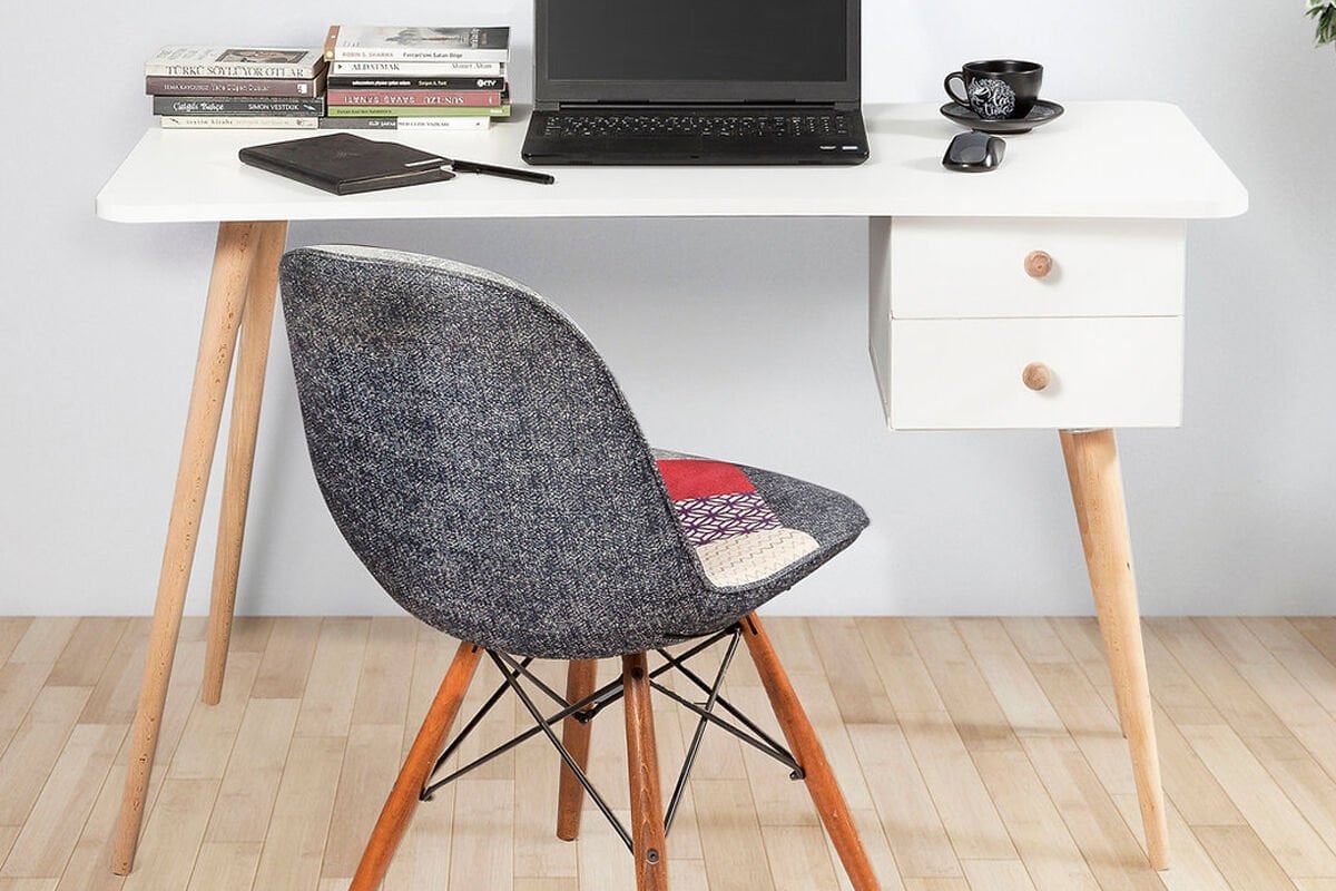 Sembol Balbina Çalışma Masası