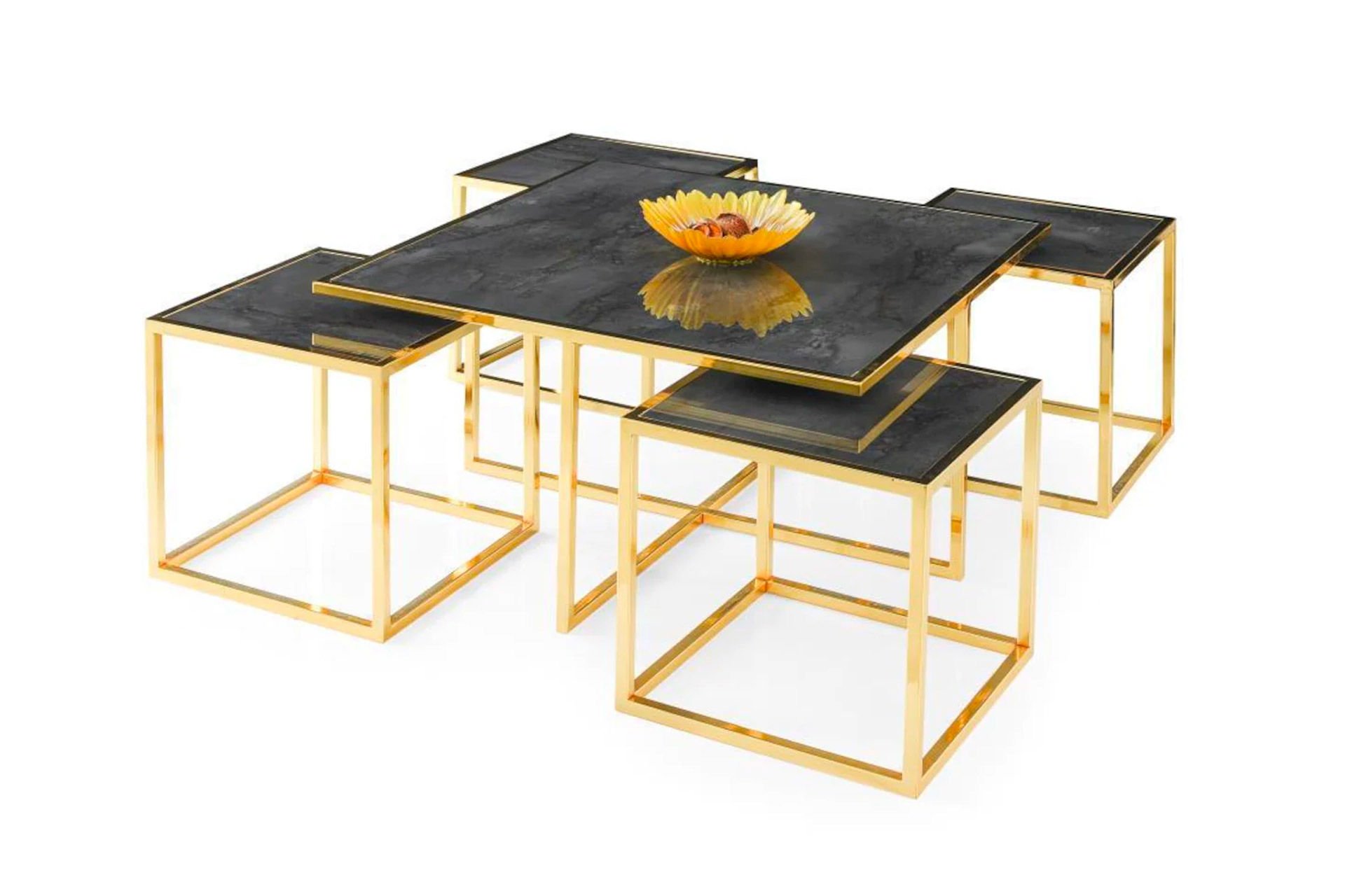 Levent Ort.0005-459, 9003 Kare Pizza Yavrulu Orta Sehpa H.Glass İrony Gold