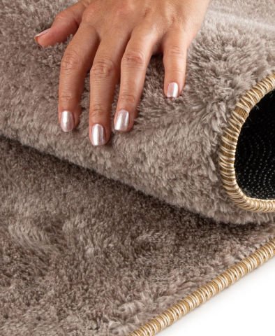 Dream Yumuşak Tüylü Kaymaz Tabanlı Halı 5 Al 1 Öde