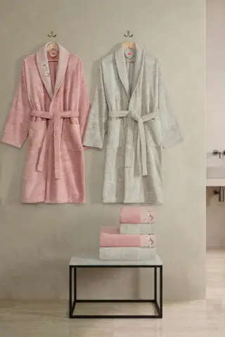 Cotton Box Pure Nakışlı Aile Bornoz Seti