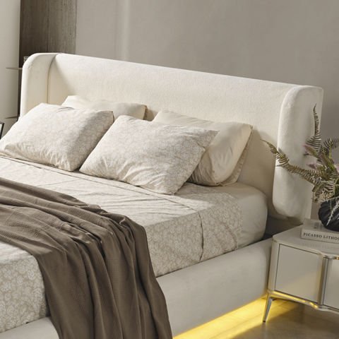 Bige Kavis 160cm Başlık
